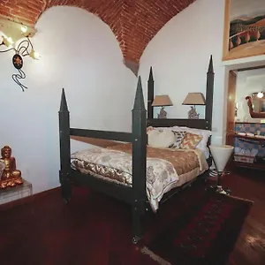 Nest In Apartment