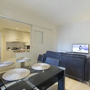Bravissimo Cort Reial-2b Apartment